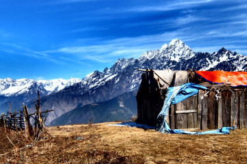 Tamang Heritage Trail with Langtang